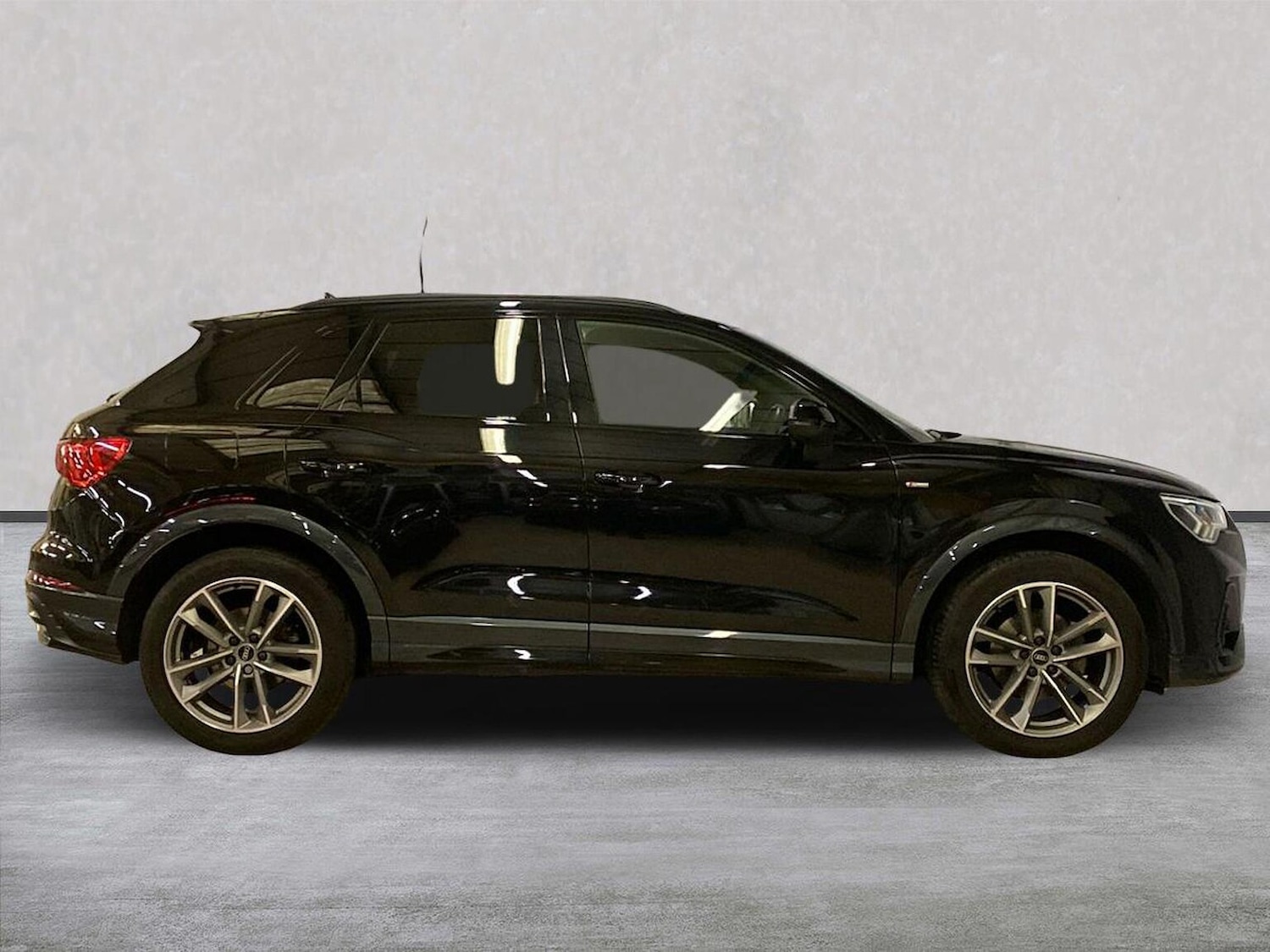 Used Audi Q3 2022 for sale - 76149531: Photo 3