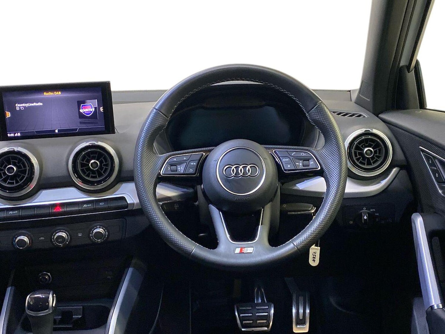 Used Audi Q2 2023 for sale - 76982911: Photo 11