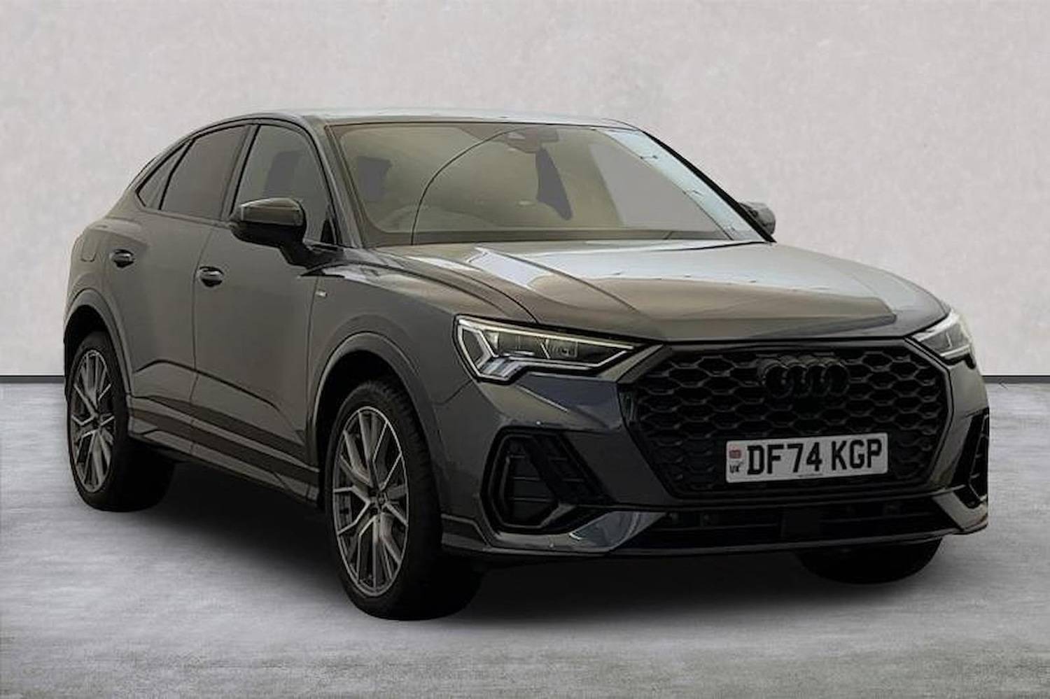 Used Audi Q3 2025 for sale - 76396870: Photo 1