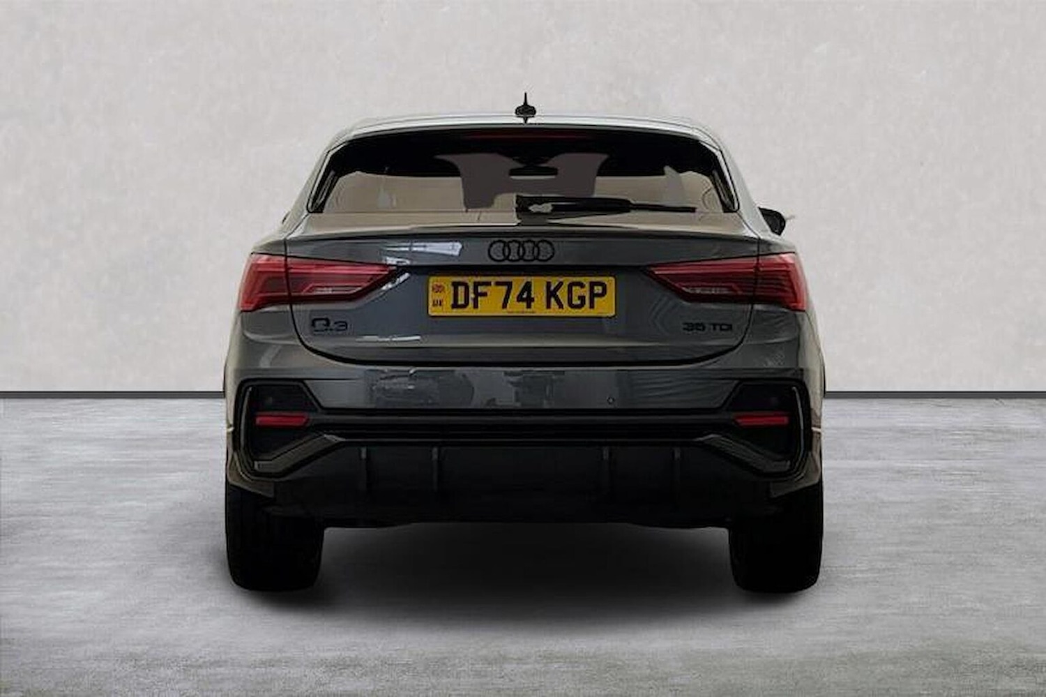 Used Audi Q3 2025 for sale - 76396870: Photo 4