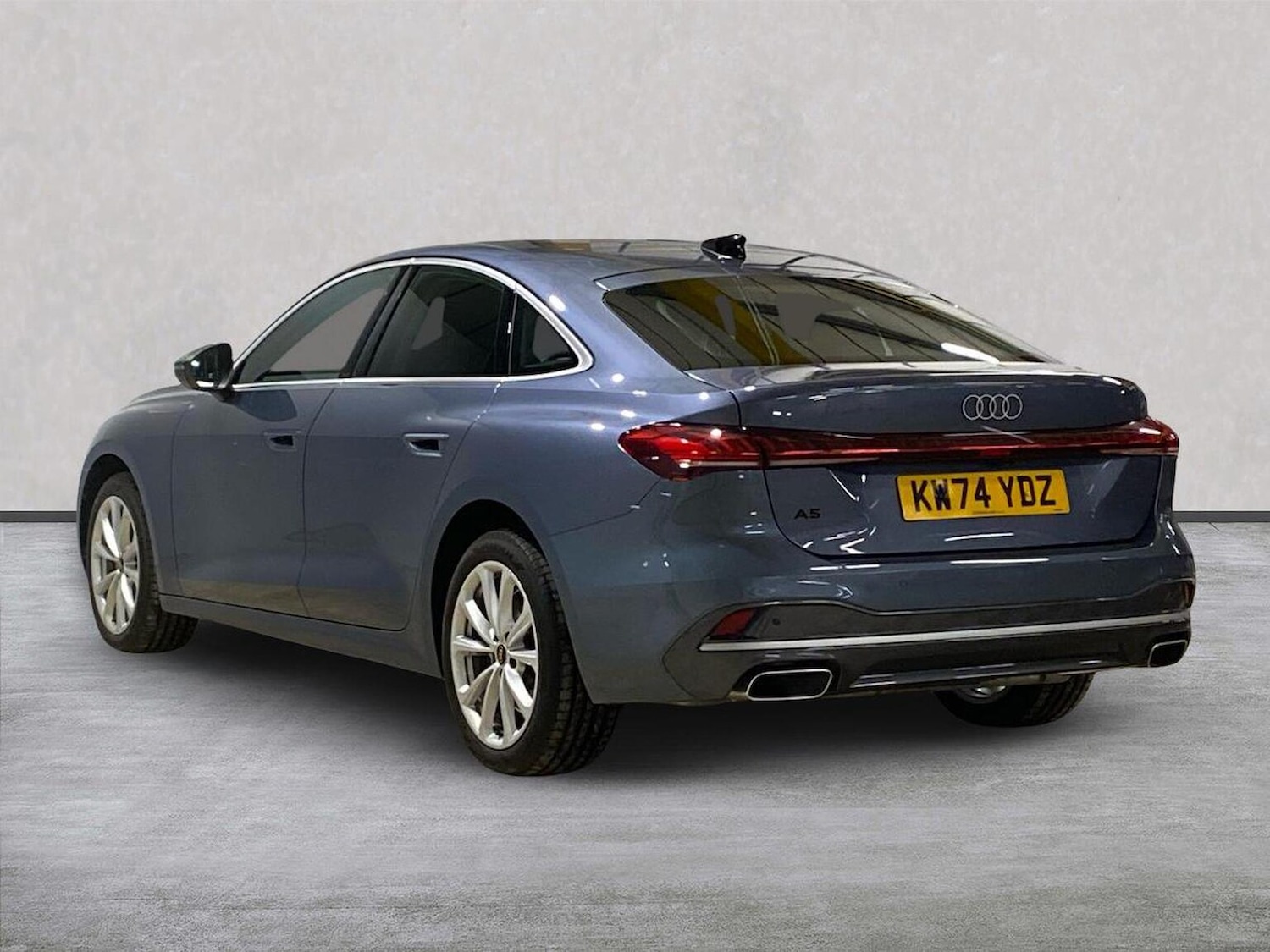 Used Audi A5 2024 for sale - 77688016: Photo 2