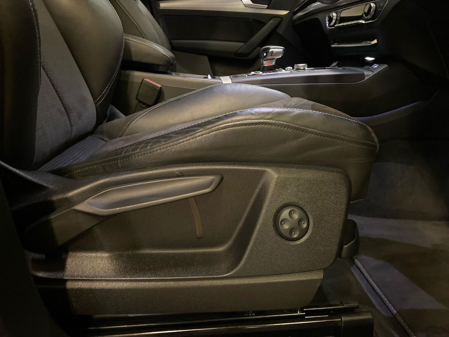 Used Audi Q5 2017 for sale - 76706483: Photo 30