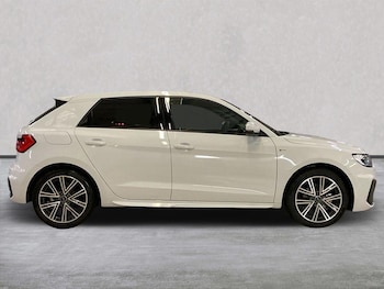 Used Audi A1 2025 for sale - 77077316: Photo