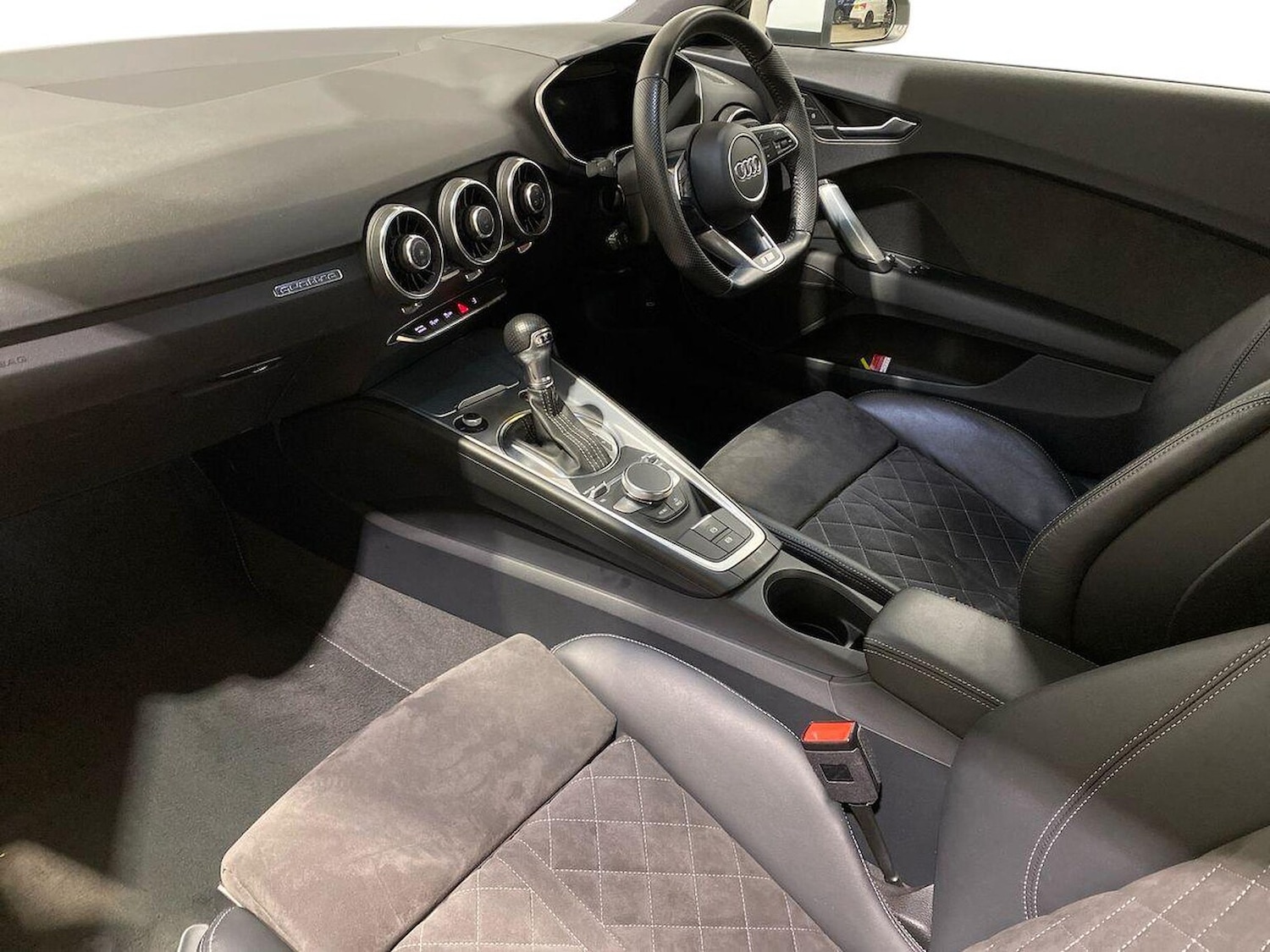 Used Audi TT 2021 for sale - 78191623: Photo 9