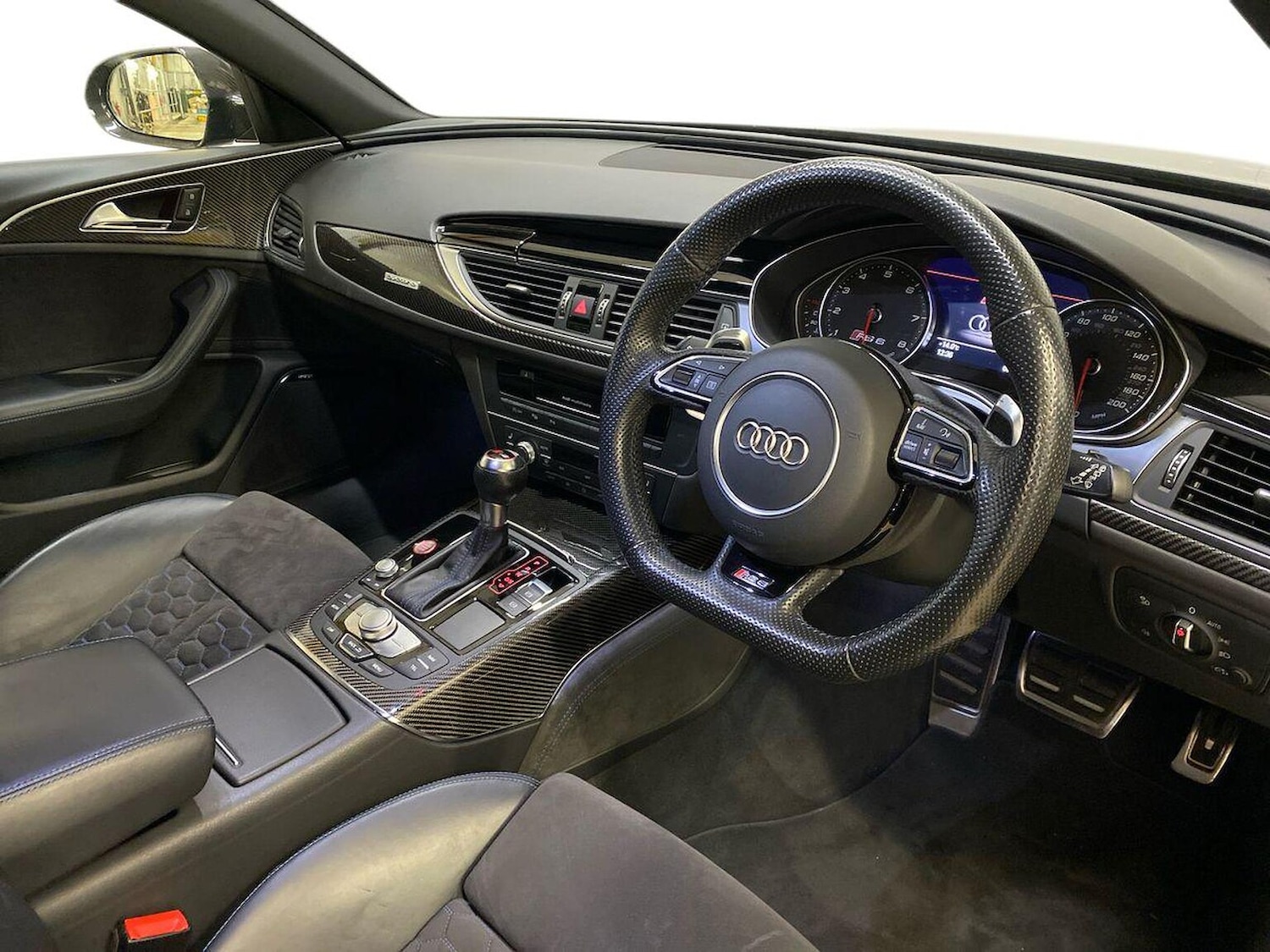Used Audi RS6 2018 for sale - 76510662: Photo 15