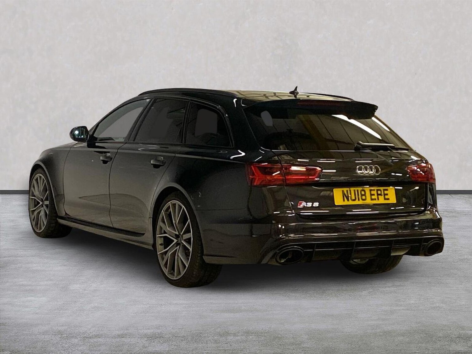 Used Audi RS6 2018 for sale - 76510662: Photo 2