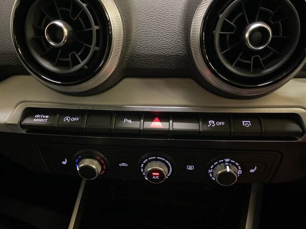 Used Audi Q2 2021 for sale - 76236976: Photo 22