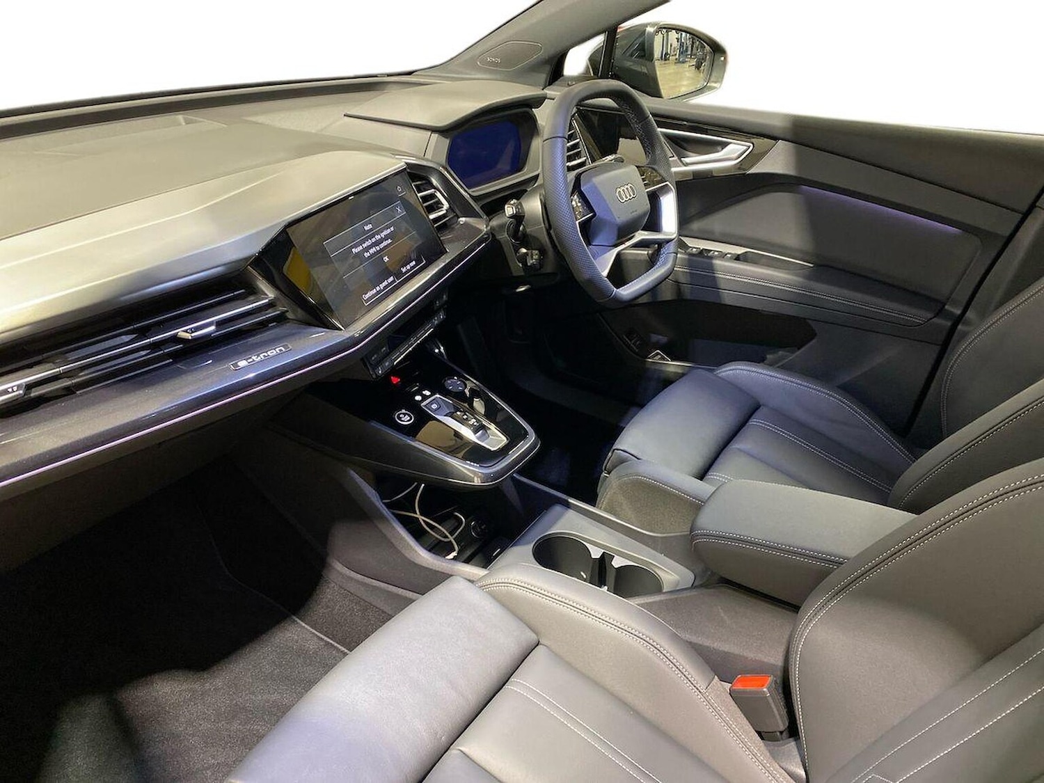 Used Audi Q4 e-tron 2026 for sale - 78169001: Photo 7