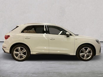 Used Audi Q3 2024 for sale - 75632946: Photo