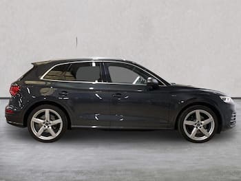 Used Audi Q5 2018 for sale - 79696852: Photo