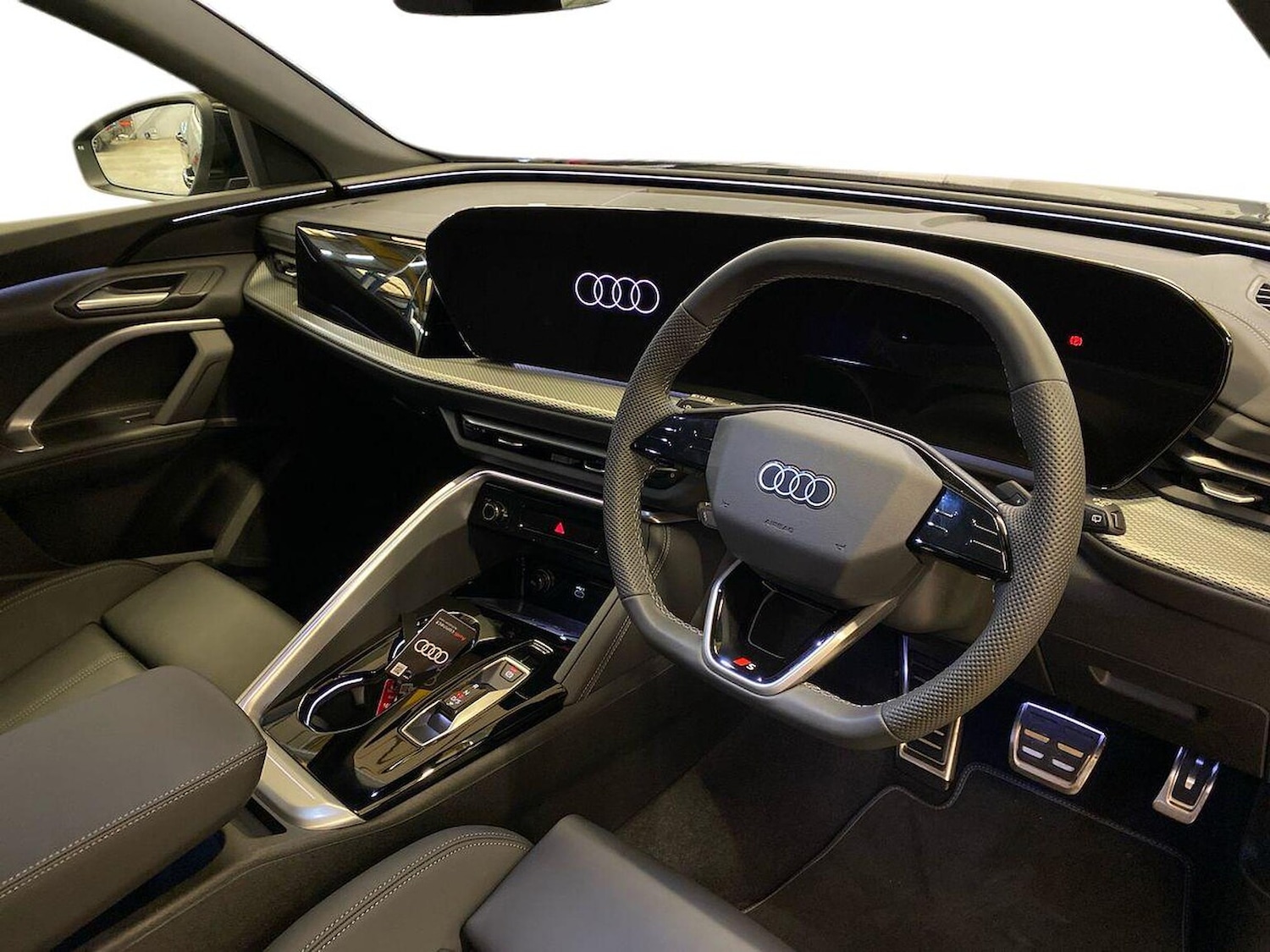 Used Audi Q5 2025 for sale - 76687367: Photo 15