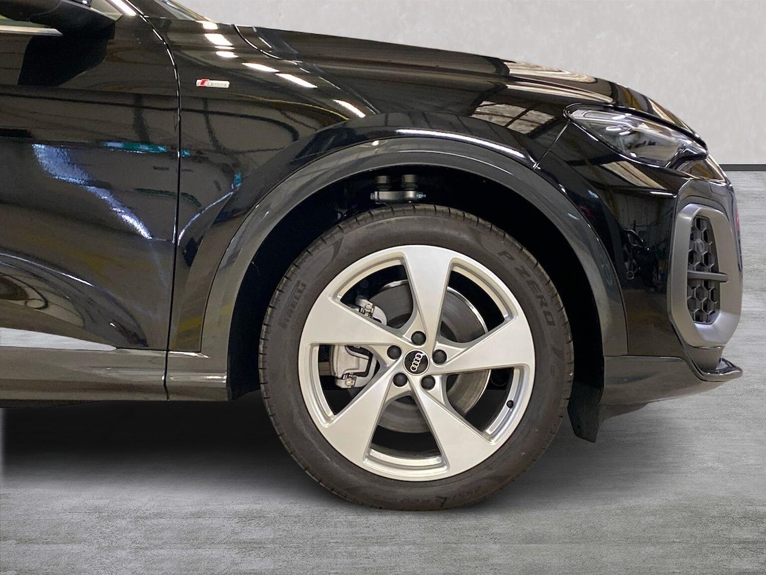 Used Audi Q5 2025 for sale - 76687367: Photo 6