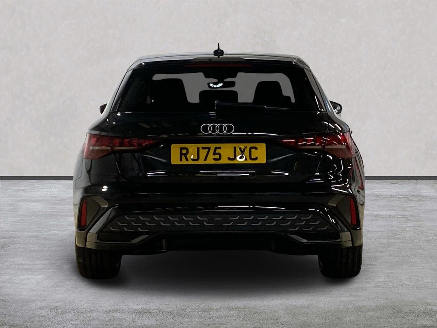 Used Audi A3 2025 for sale - 77643849: Photo 4