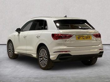 Used Audi Q3 2023 for sale - 79380122: Photo