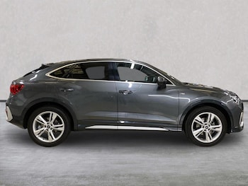 Used Audi Q3 2022 for sale - 78520598: Photo