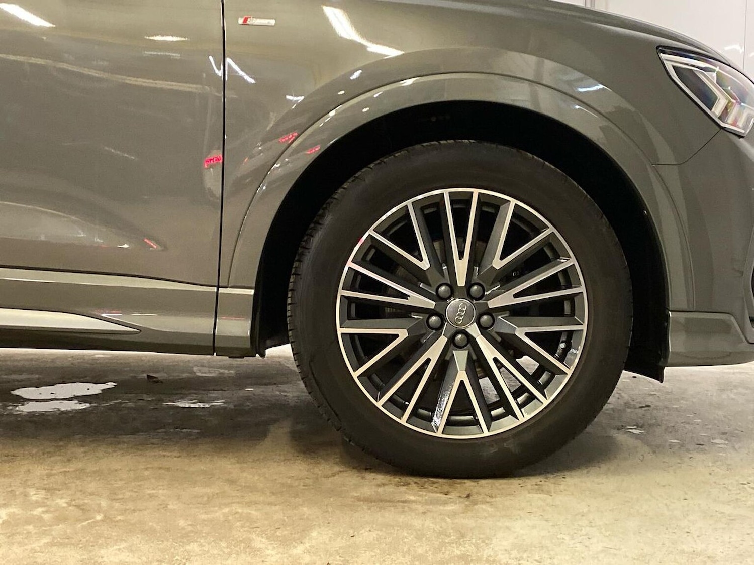 Used Audi Q3 2020 for sale - 76650188: Photo 6