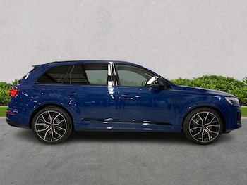Used Audi Q7 2025 for sale - 75475765: Photo