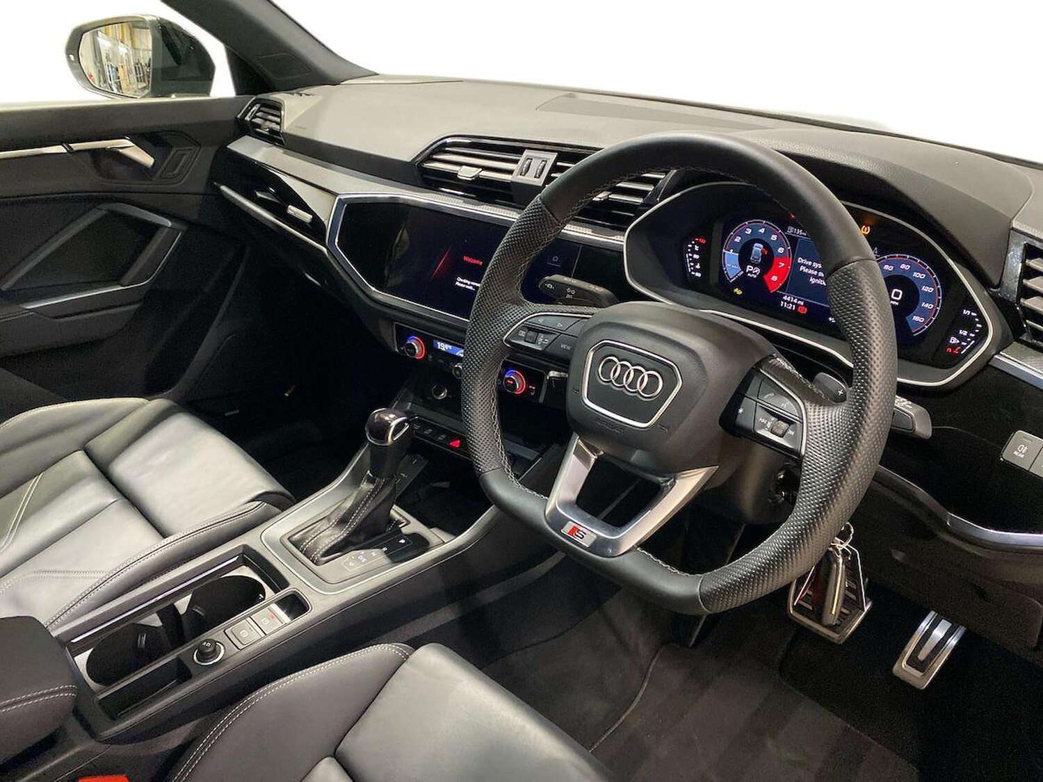 Used Audi Q3 2025 for sale - 78191245: Photo 17