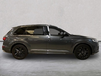 Used Audi Q7 2022 for sale - 78876593: Photo