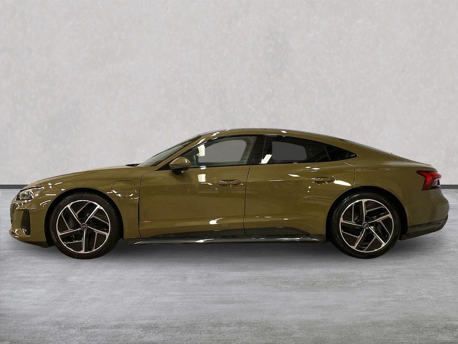 Used Audi e-tron GT 2023 for sale - 76541859: Photo 19