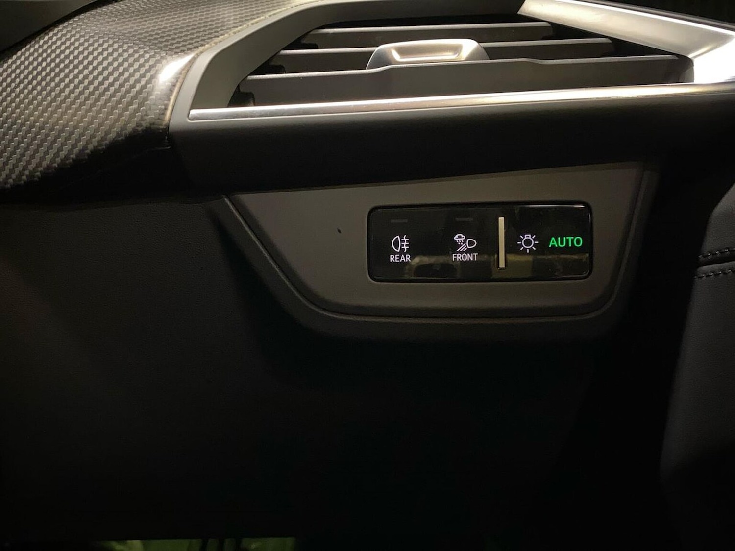 Used Audi e-tron GT 2023 for sale - 76541859: Photo 22