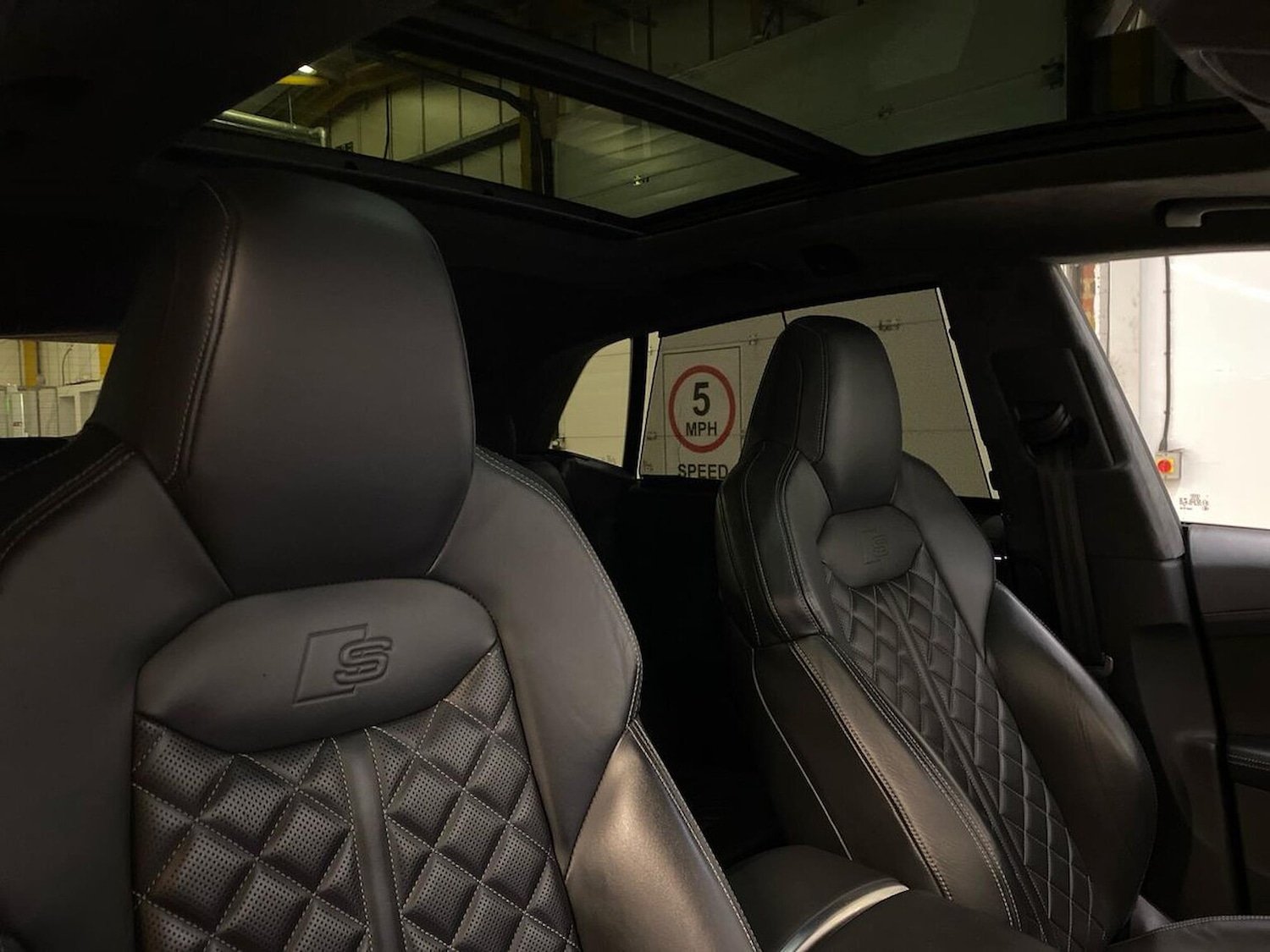 Used Audi Q8 2020 for sale - 76369143: Photo 14