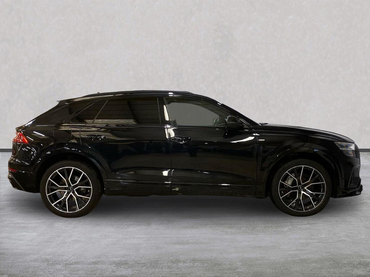 Used Audi Q8 2020 for sale - 76369143: Photo 3