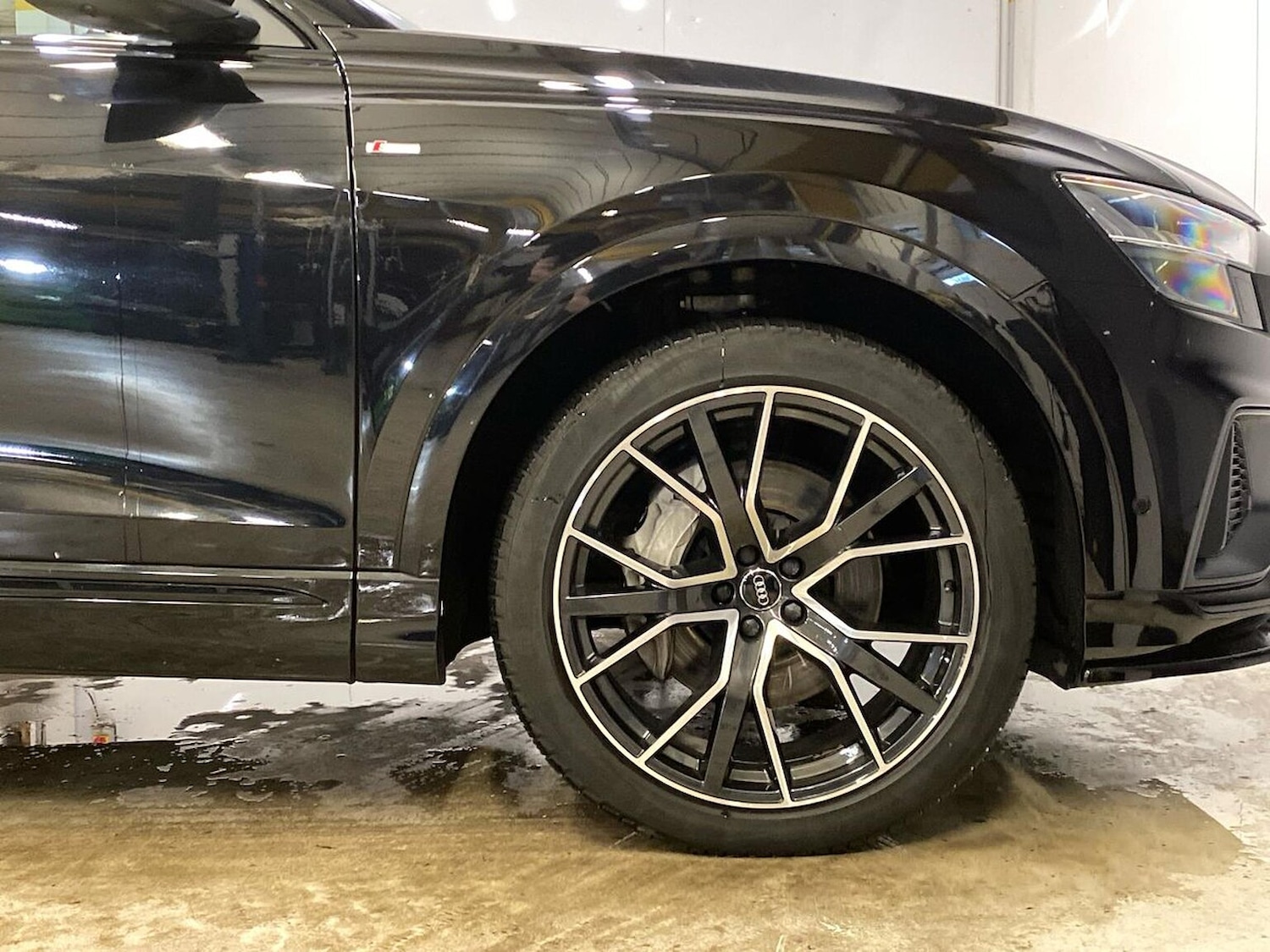 Used Audi Q8 2020 for sale - 76369143: Photo 6