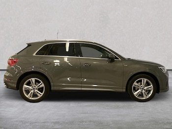 Used Audi Q3 2021 for sale - 76565488: Photo