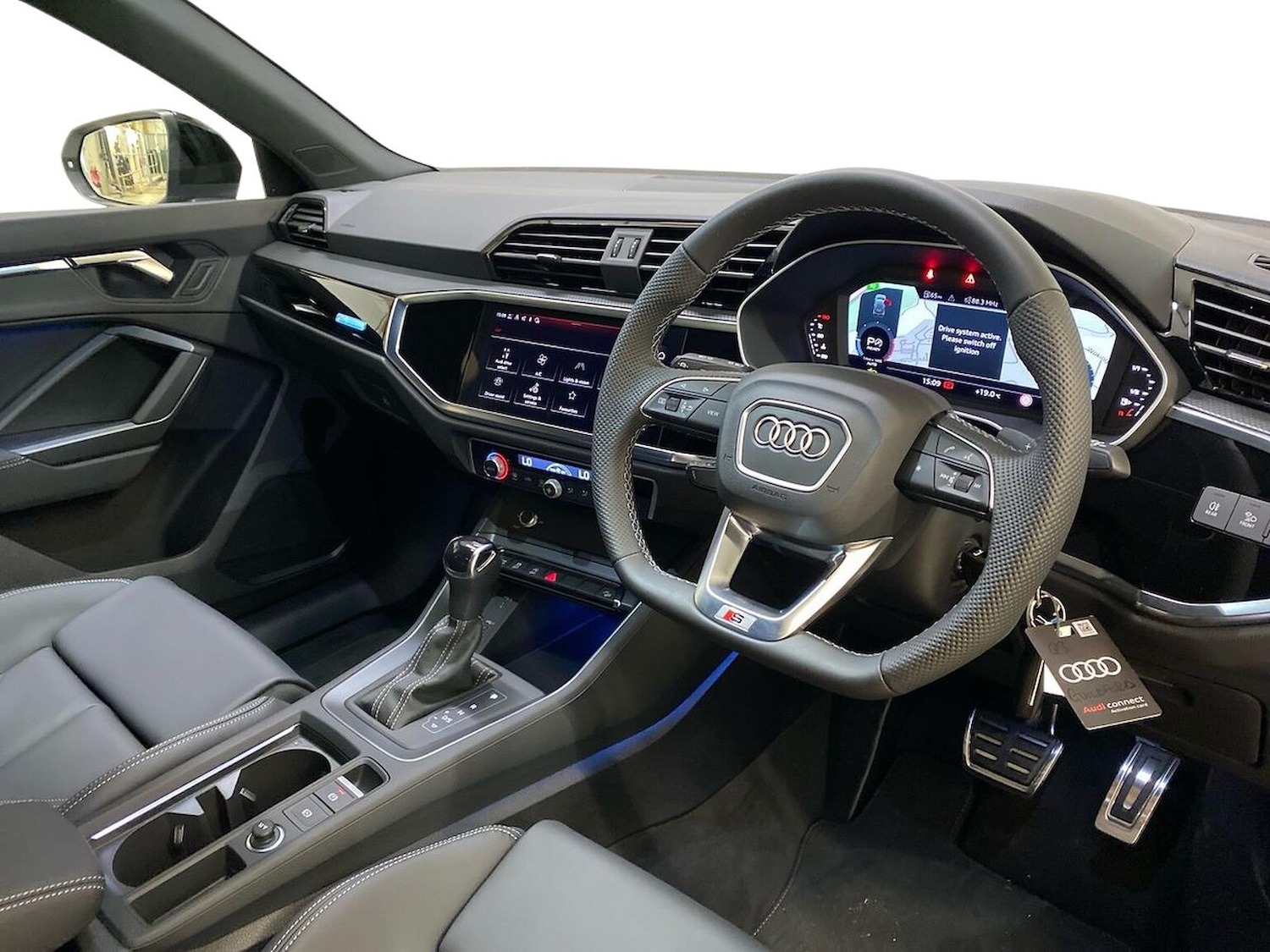 Used Audi Q3 2025 for sale - 76357913: Photo 15