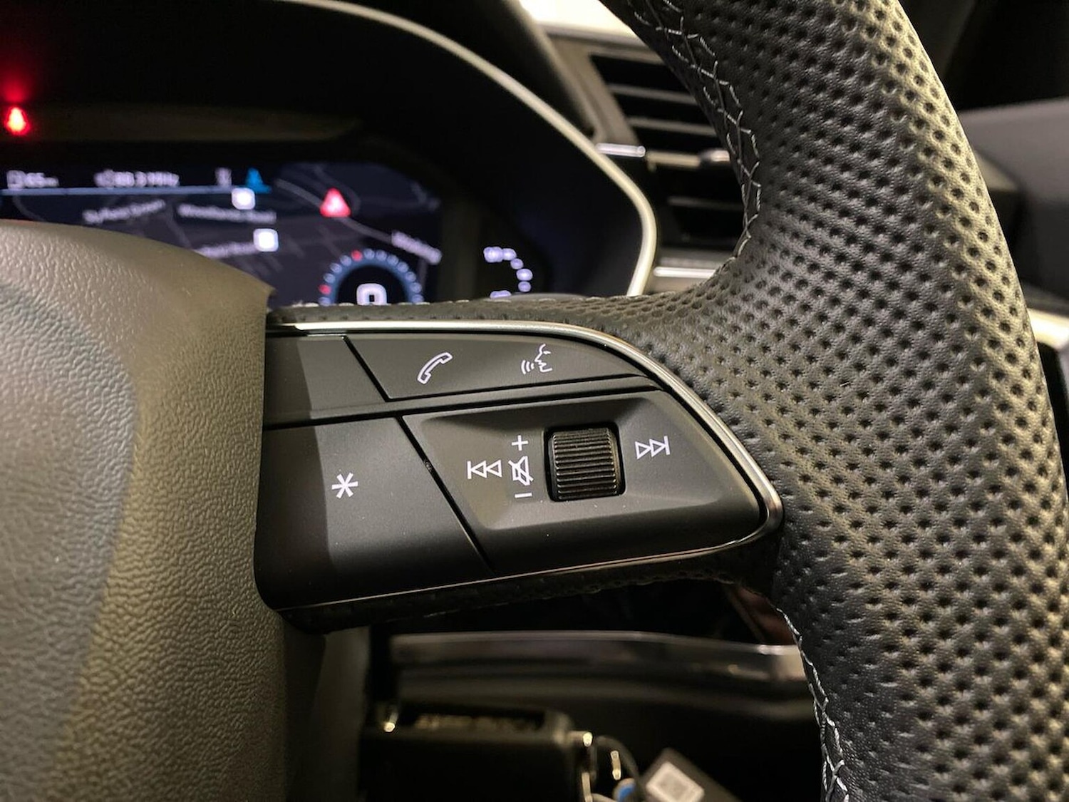 Used Audi Q3 2025 for sale - 76357913: Photo 27