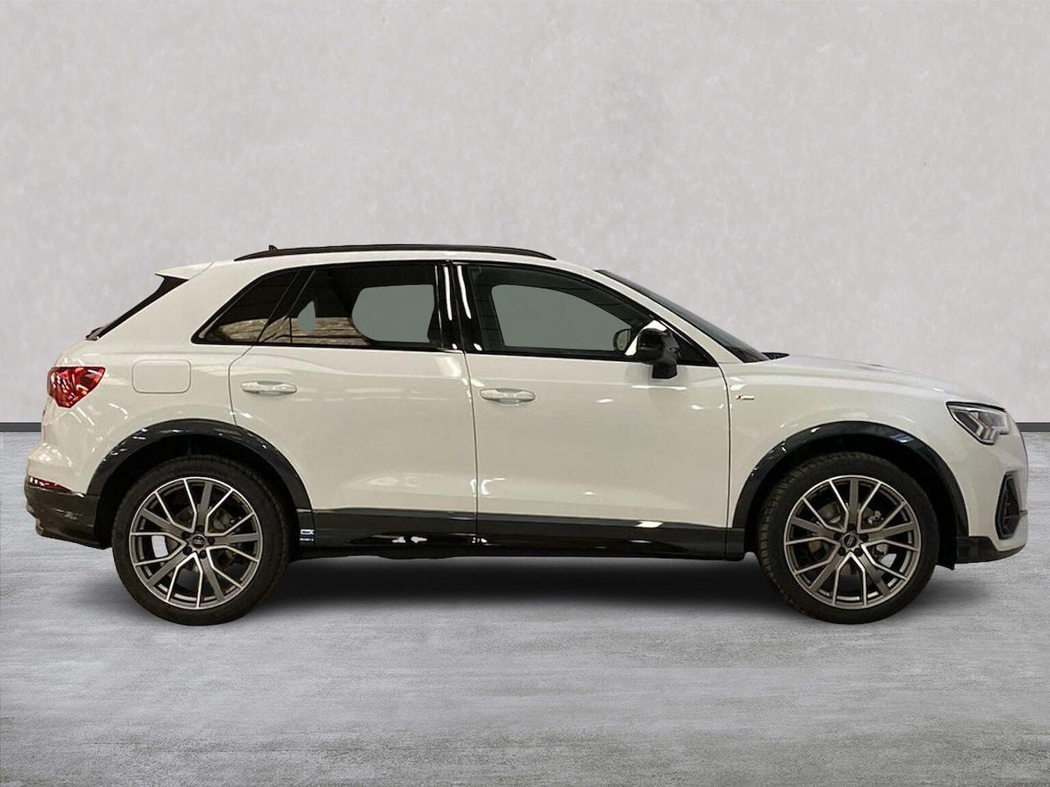 Used Audi Q3 2025 for sale - 76357913: Photo 3