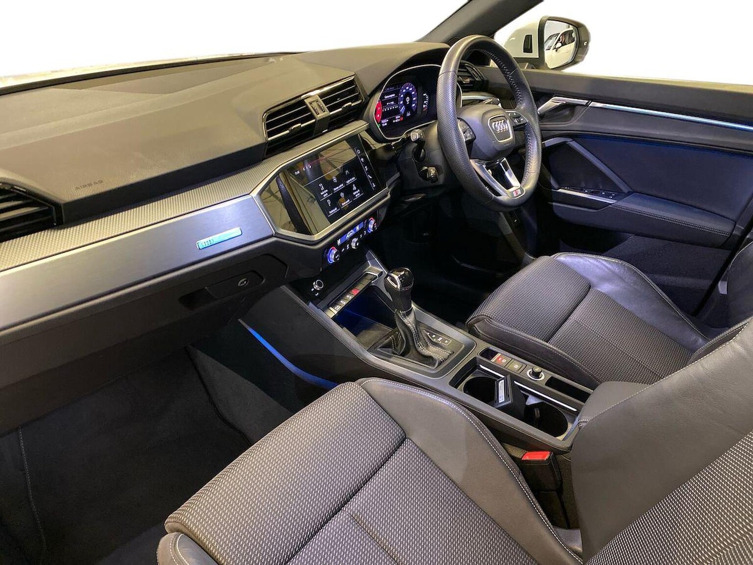 Used Audi Q3 2019 for sale - 76650189: Photo 7