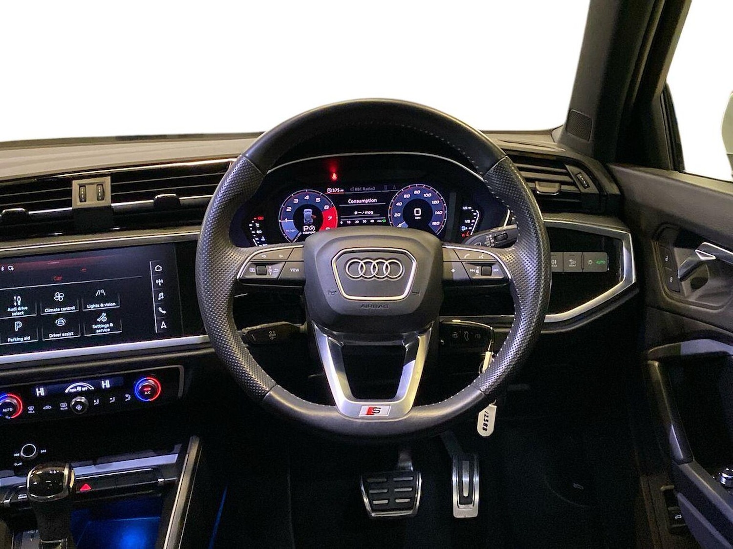 Used Audi Q3 2019 for sale - 76650189: Photo 9