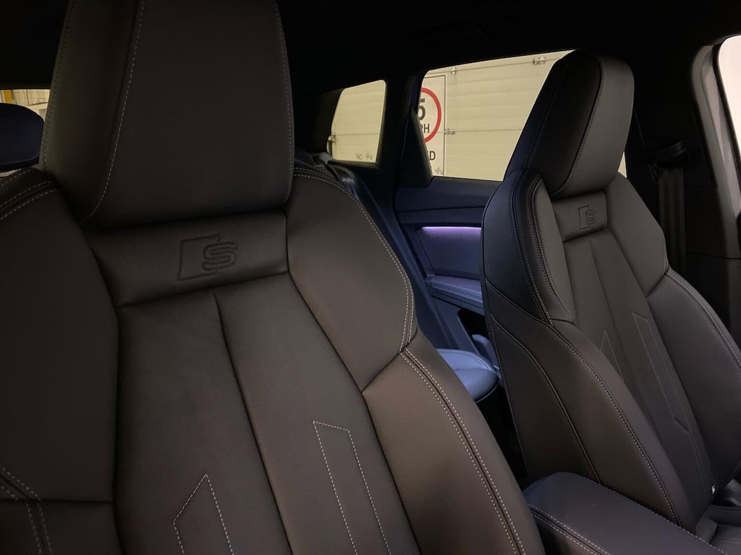Used Audi Q4 e-tron 2025 for sale - 76352528: Photo 14