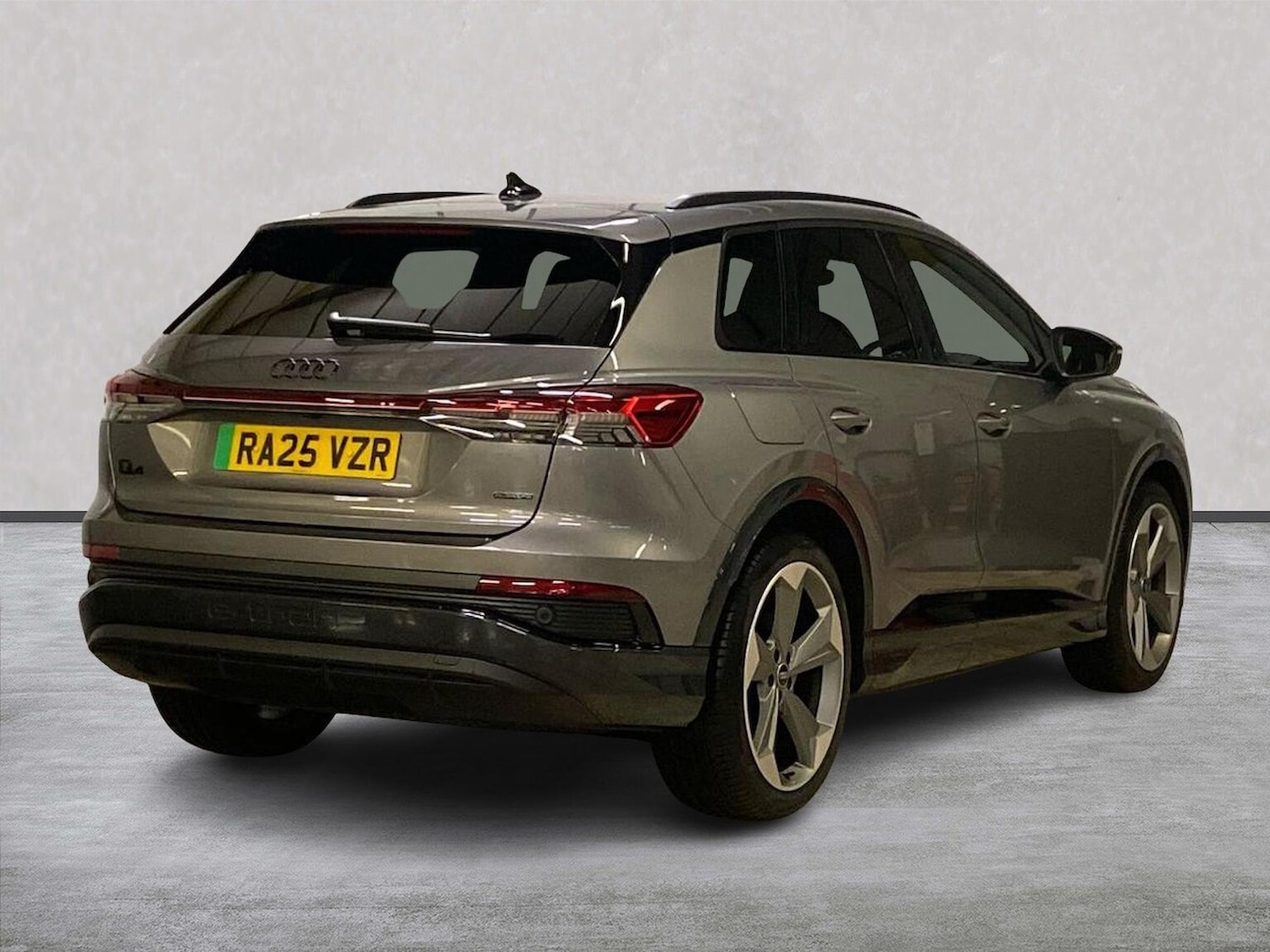 Used Audi Q4 e-tron 2025 for sale - 76352528: Photo 18