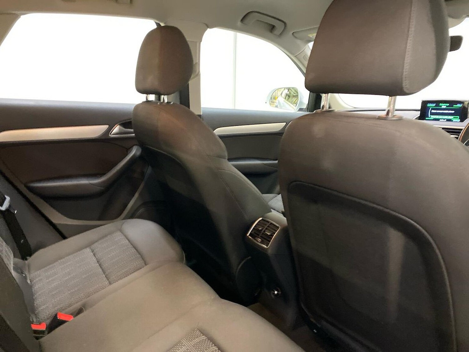 Used Audi Q3 2018 for sale - 76510680: Photo 16