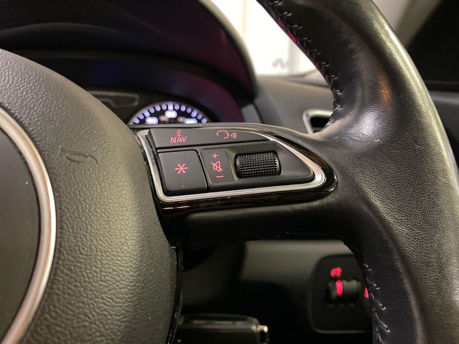 Used Audi Q3 2018 for sale - 76510680: Photo 27