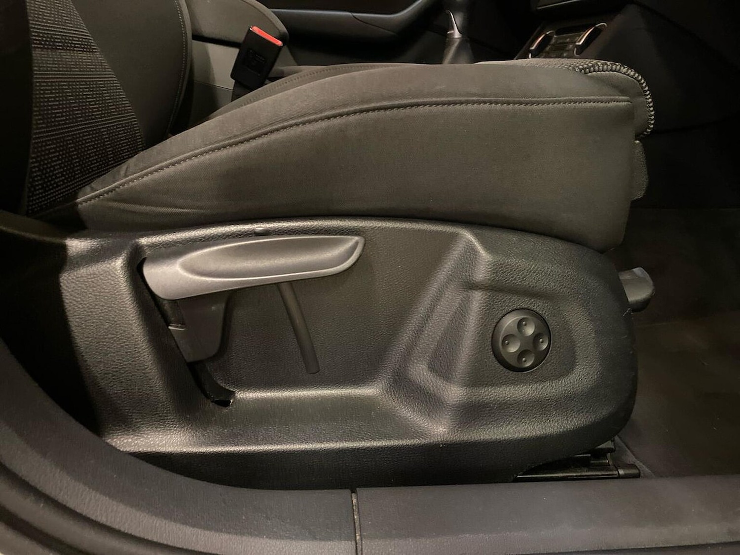 Used Audi Q3 2018 for sale - 76510680: Photo 30