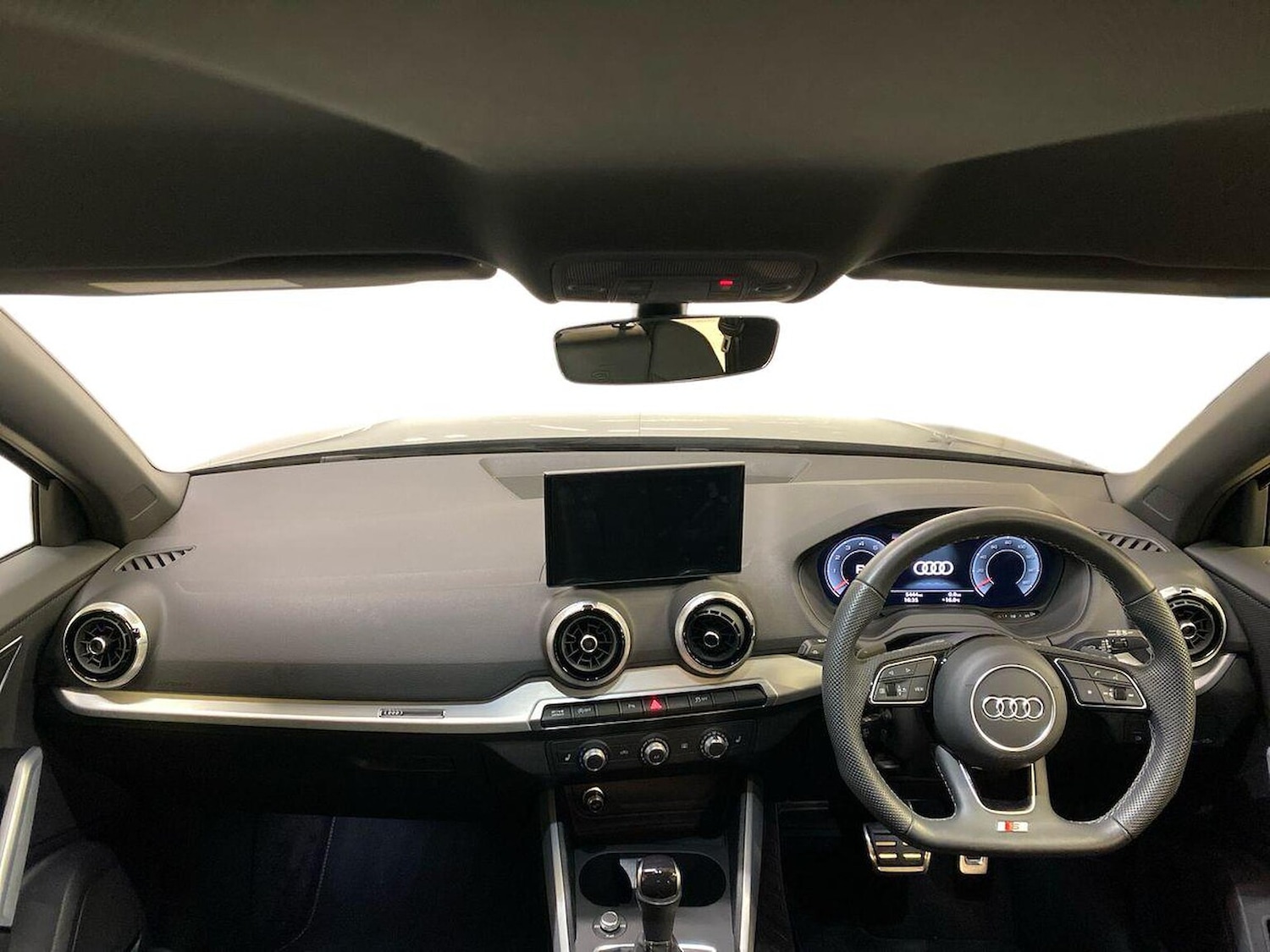 Used Audi Q2 2025 for sale - 76510661: Photo 8