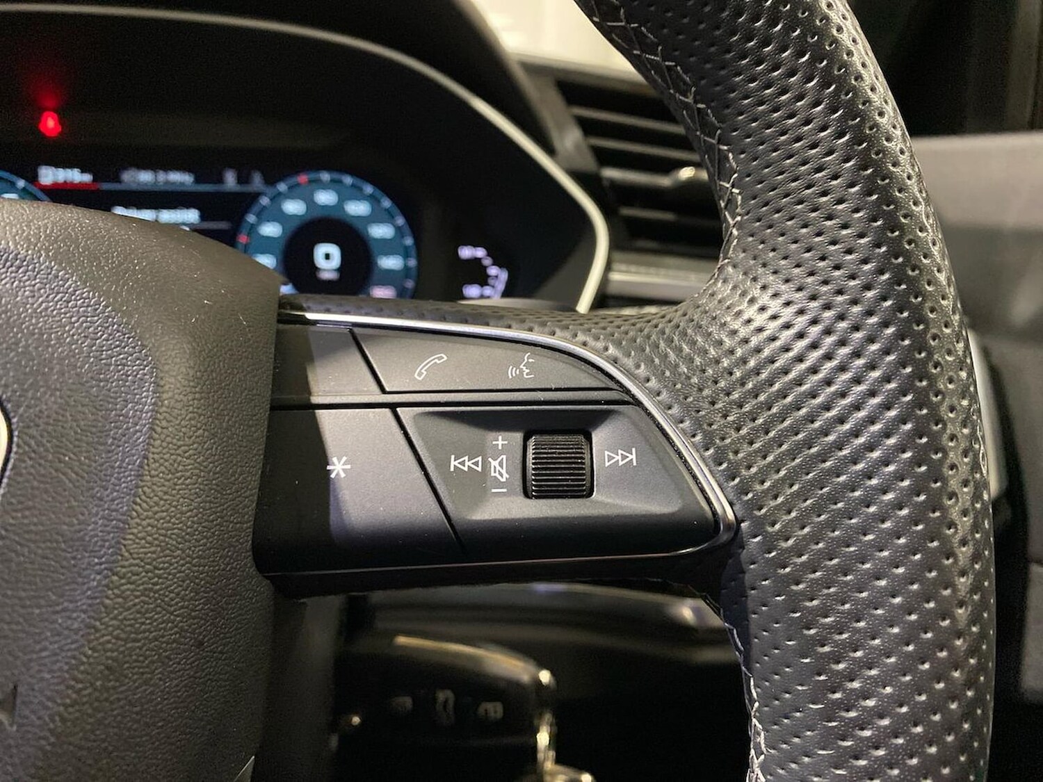 Used Audi Q3 2023 for sale - 77487795: Photo 27