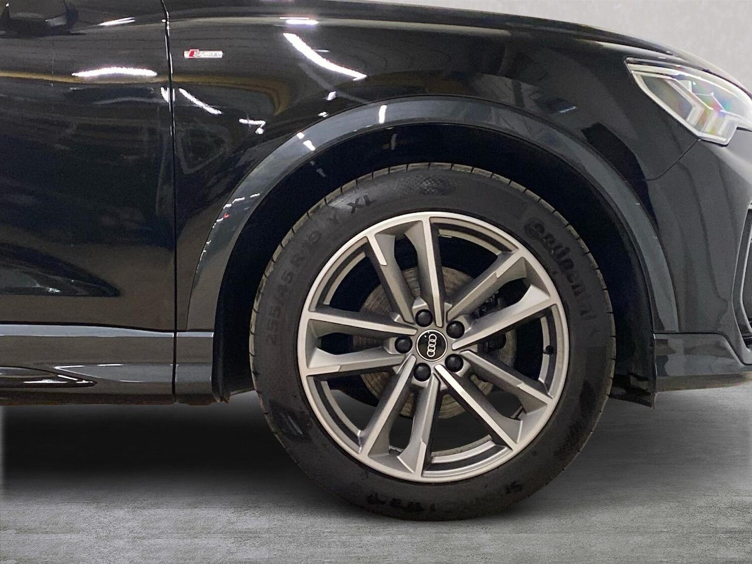 Used Audi Q3 2023 for sale - 77487795: Photo 6