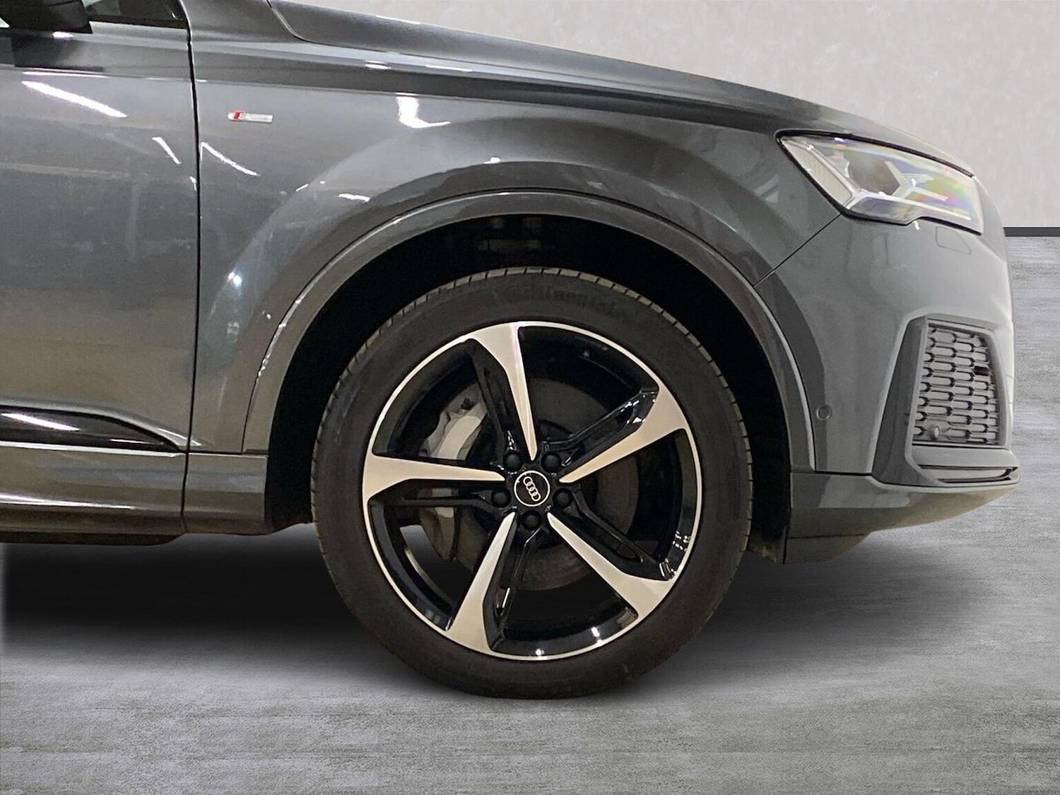 Used Audi Q7 2023 for sale - 78191560: Photo 8