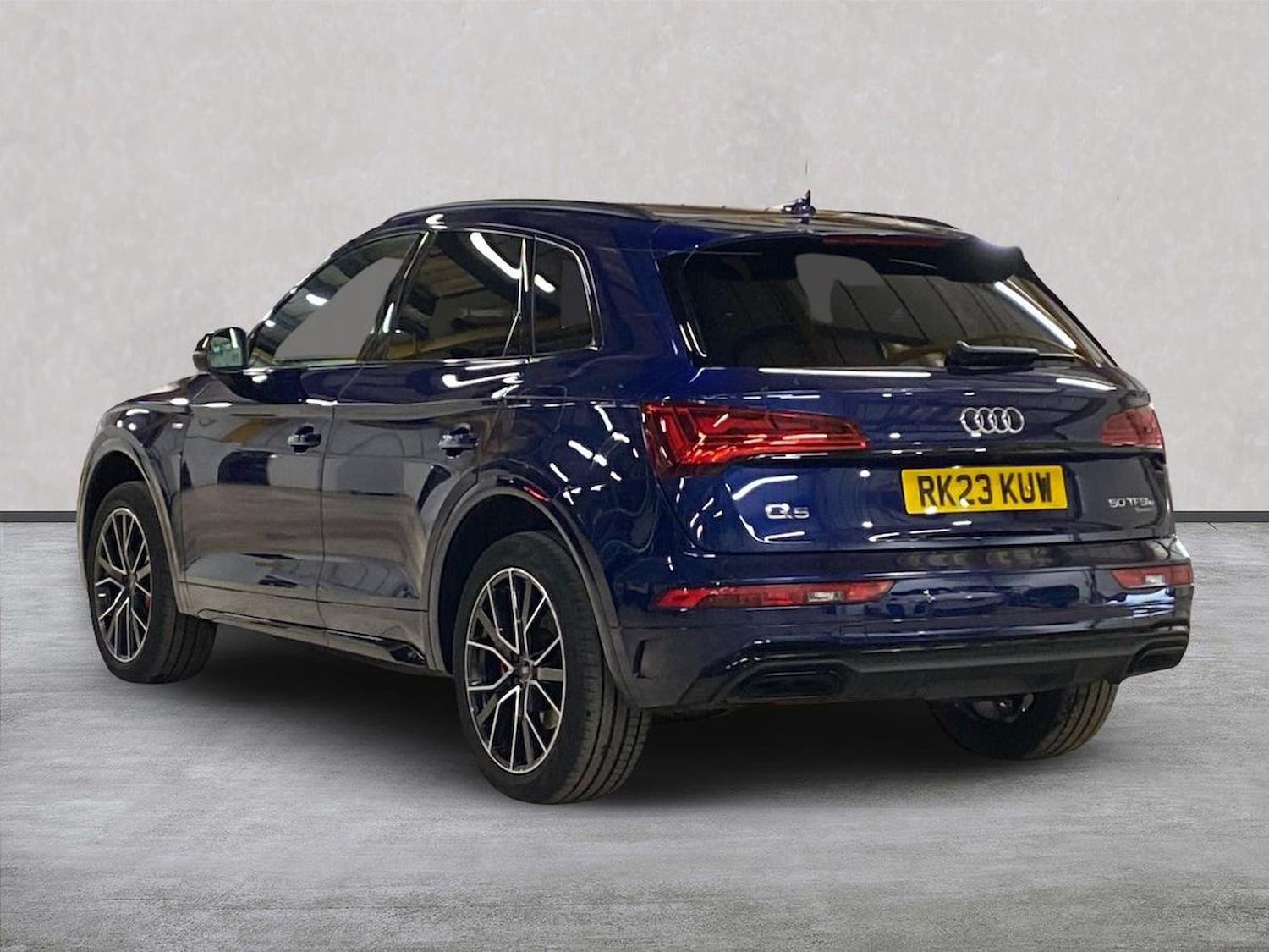 Used Audi Q5 2023 for sale - 78191356: Photo 2