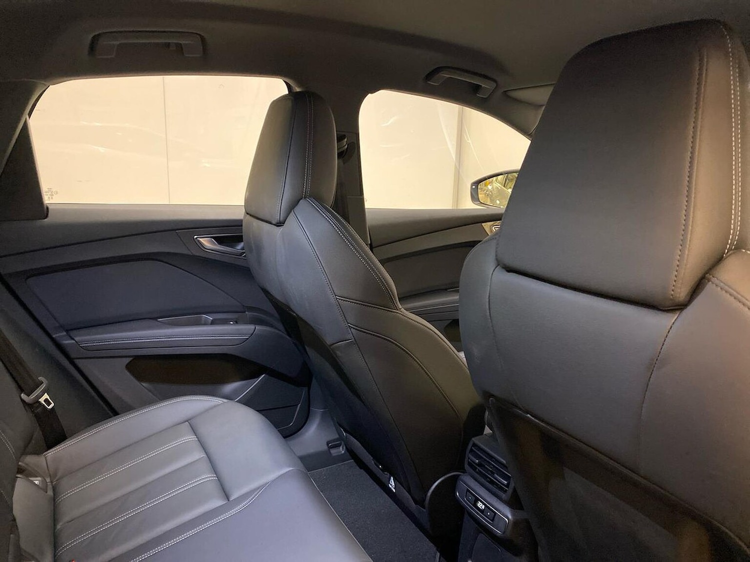 Used Audi Q4 e-tron 2024 for sale - 76396929: Photo 16