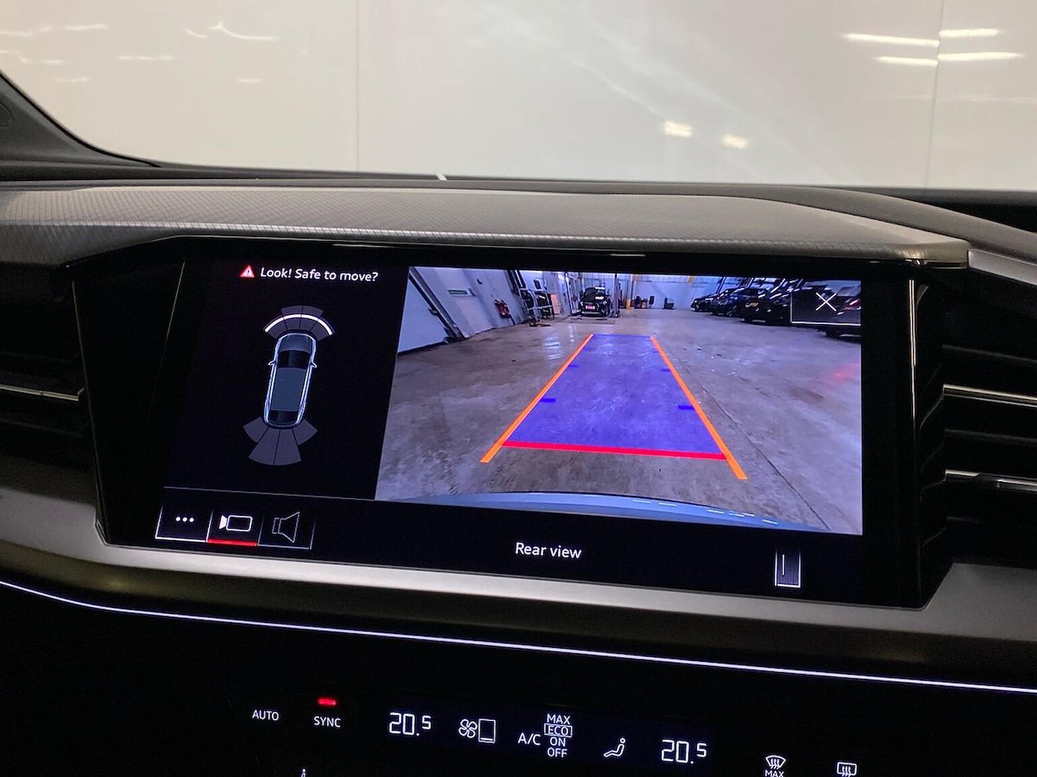 Used Audi Q4 e-tron 2024 for sale - 76396929: Photo 23