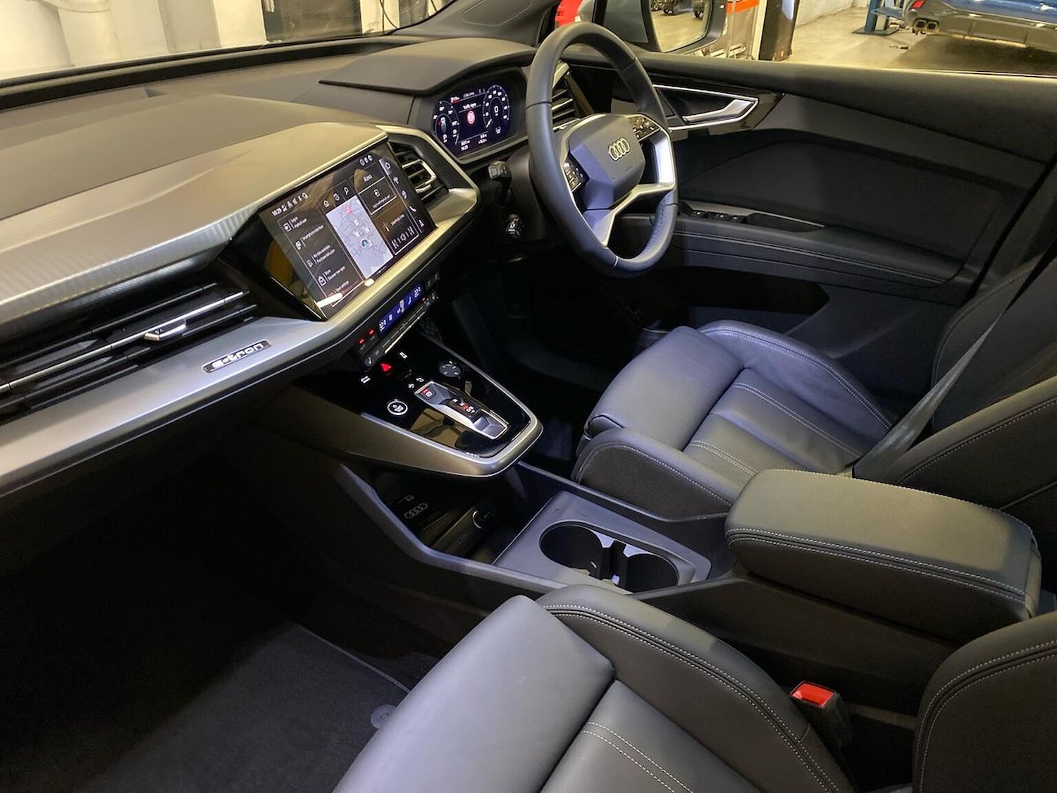 Used Audi Q4 e-tron 2024 for sale - 76396929: Photo 7