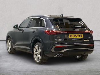 Used Audi Q5 2025 for sale - 79379620: Photo