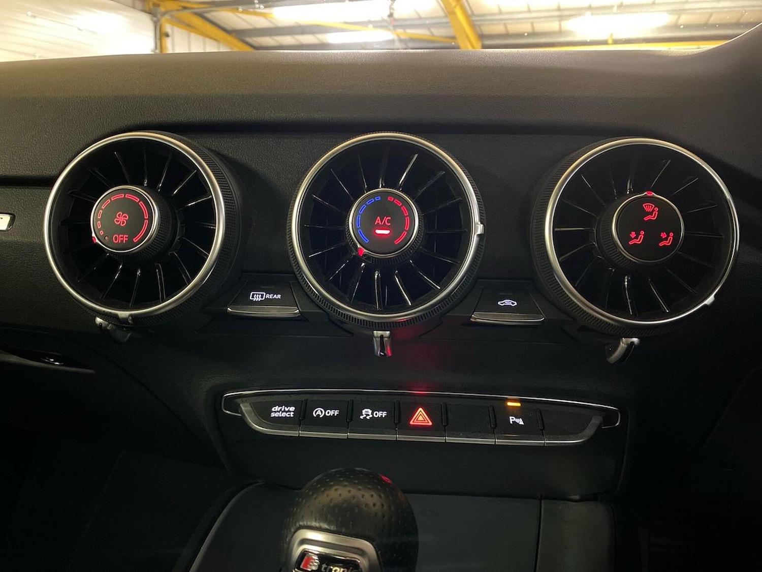 Used Audi TT 2023 for sale - 76663051: Photo 12