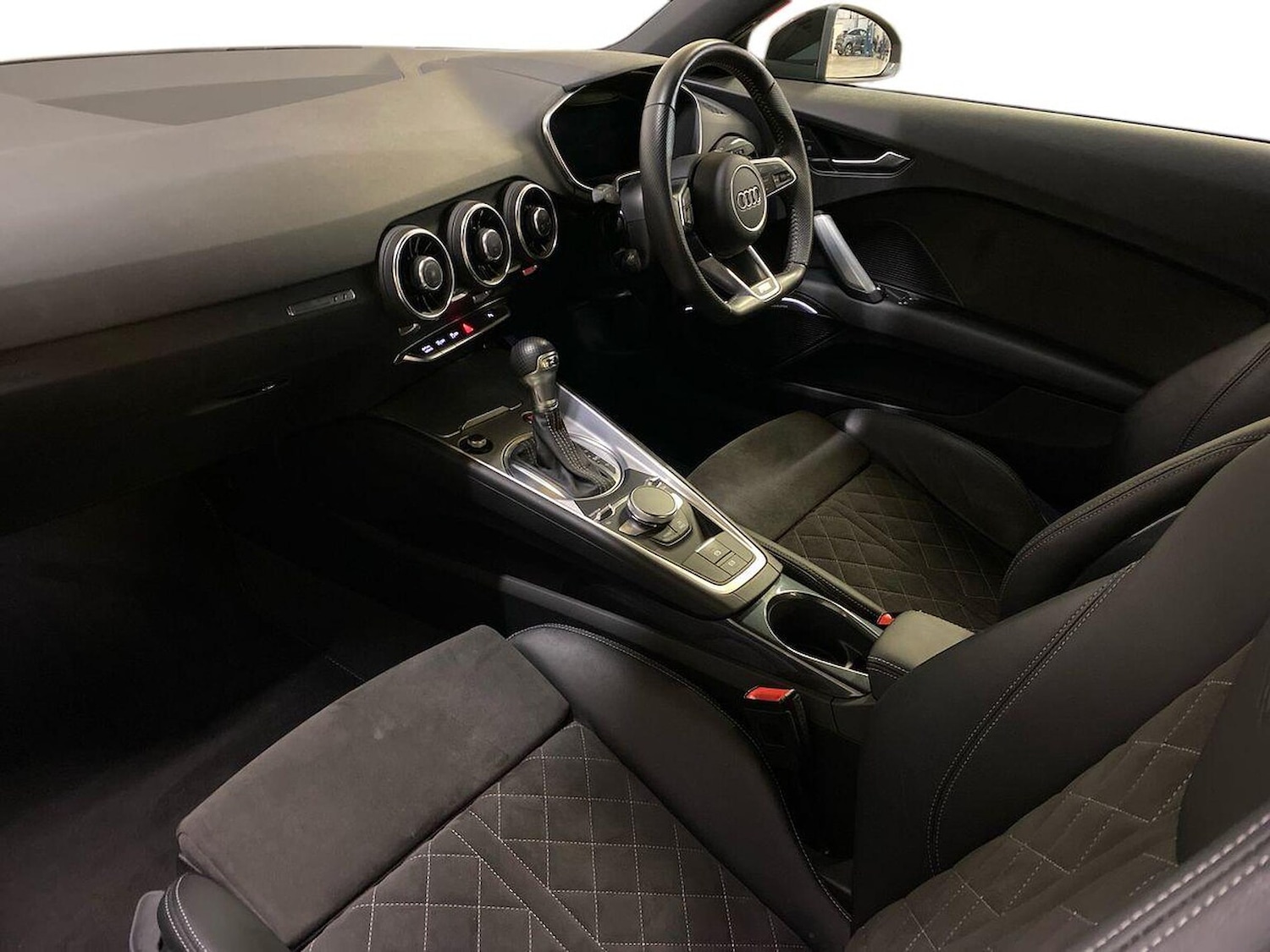 Used Audi TT 2023 for sale - 76663051: Photo 7